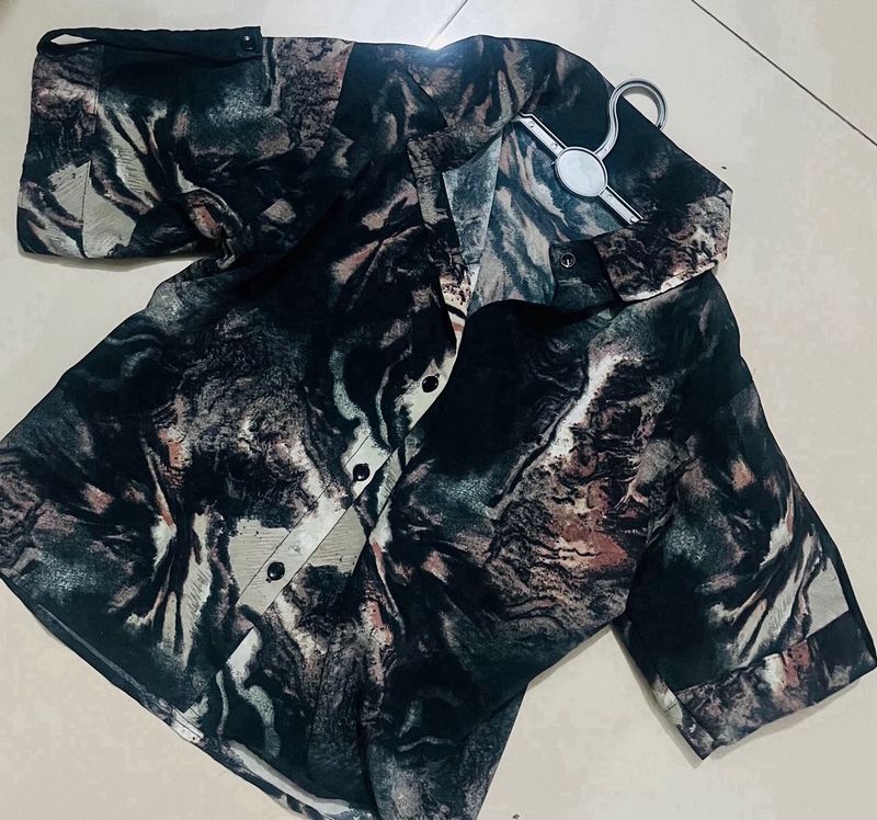 Abstract Print Button-Up Shirt