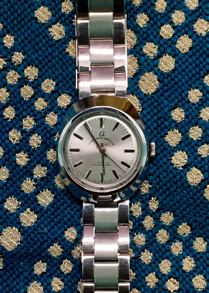 Vintage ANGLOSWISS WATCH CO Analog Watc
