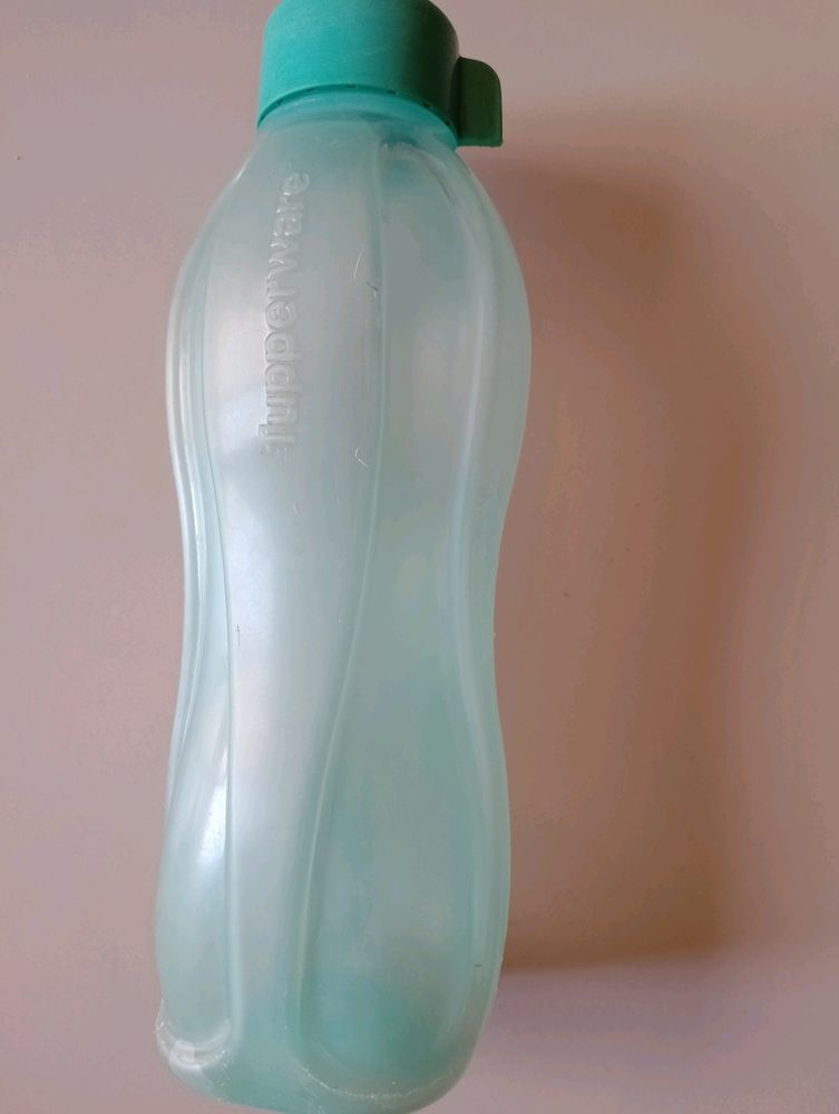 Tupperware 1 Liter Bottle