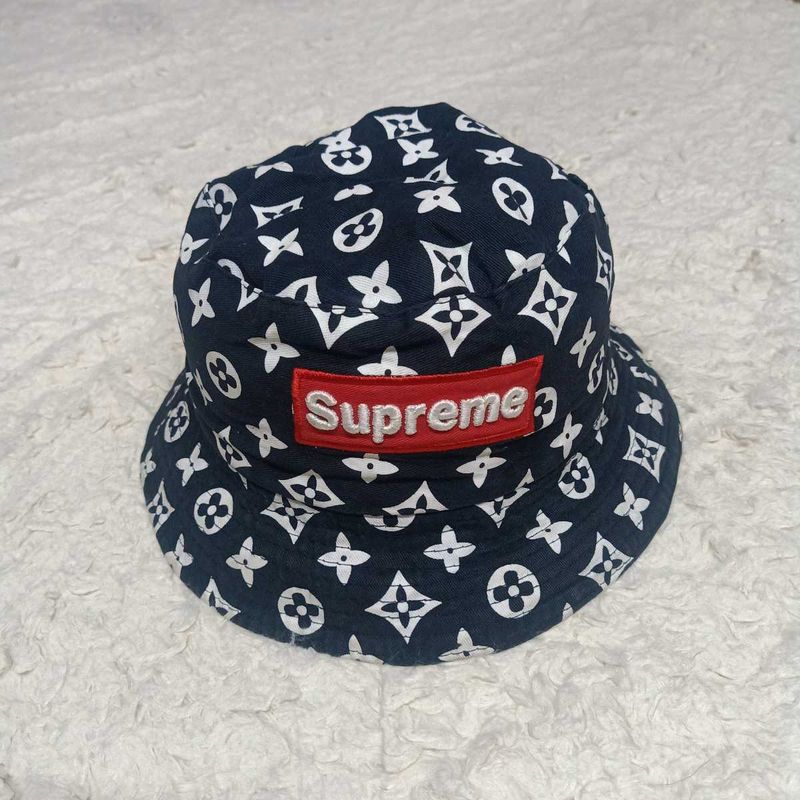 Supreme x L V Bucket Hat ✨