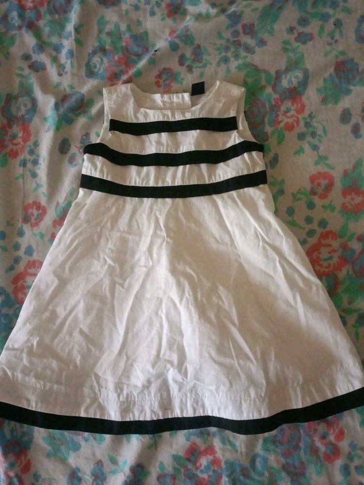 White Striped Sleeveless Dress for 2years girl