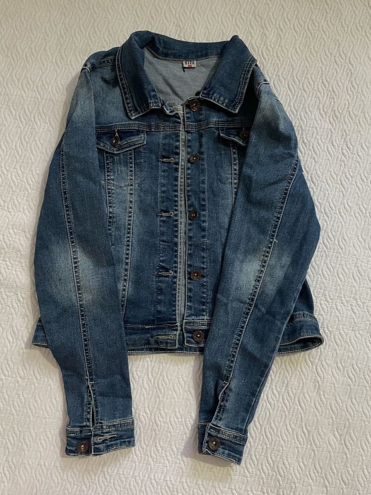 2000s Classic faded  Denim Jacket