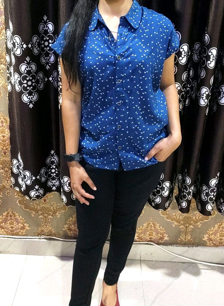 Roadster Women Navy Blue &amp; White Printed Shirt