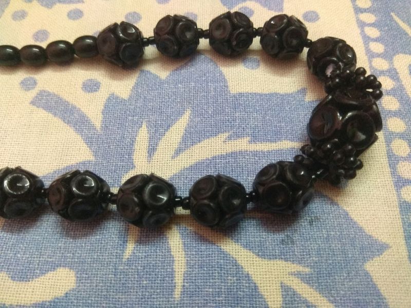 Kids Beads Neklaces,Pack Of Two,Black And White