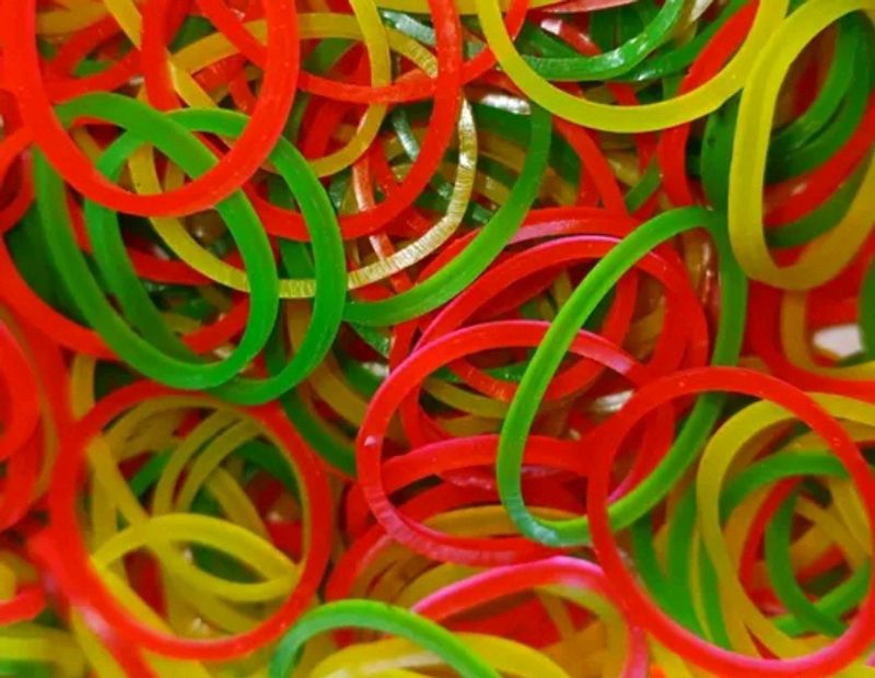 100 Colorful Rubber Bands