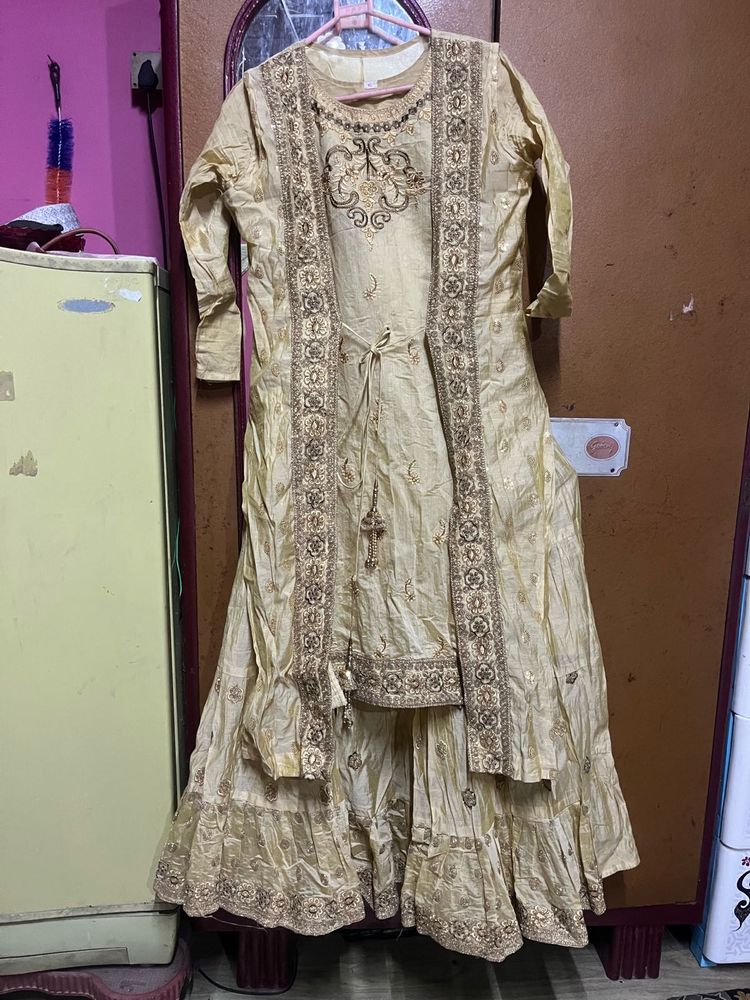 Elegant Embroidered Kurta Set