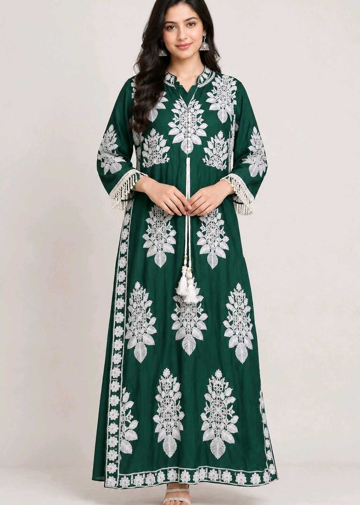Elegant Green Kurta with White Embroidery