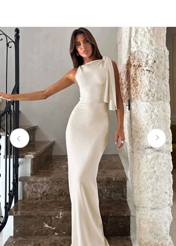 Elegant Cream Maxi Dress
