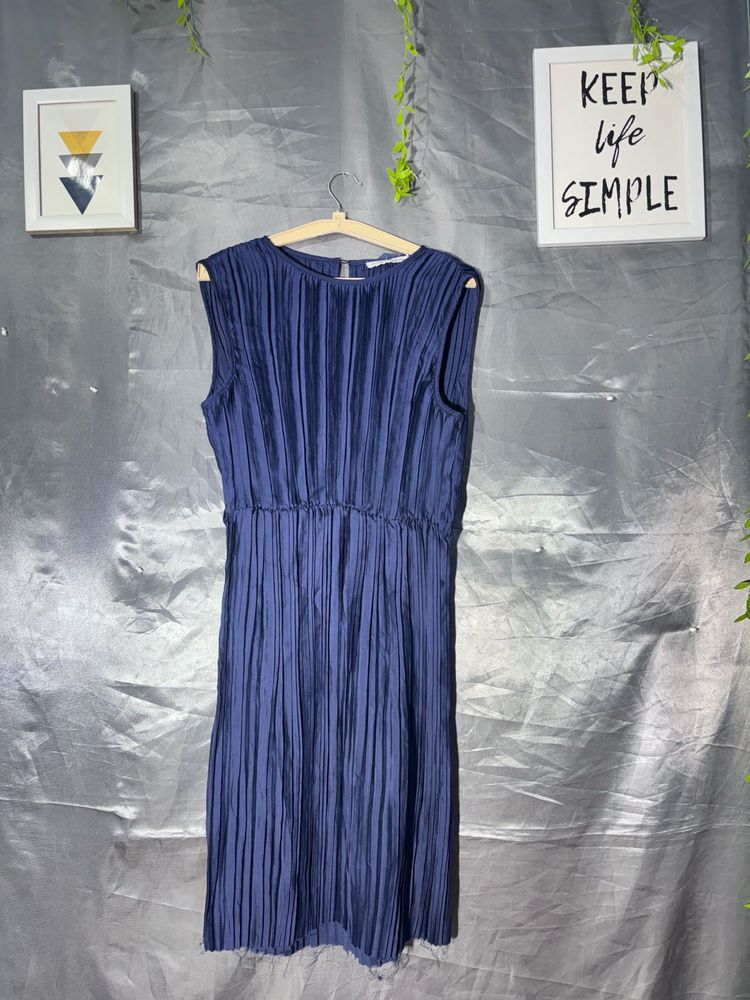 Elegant Navy Pleated Dress