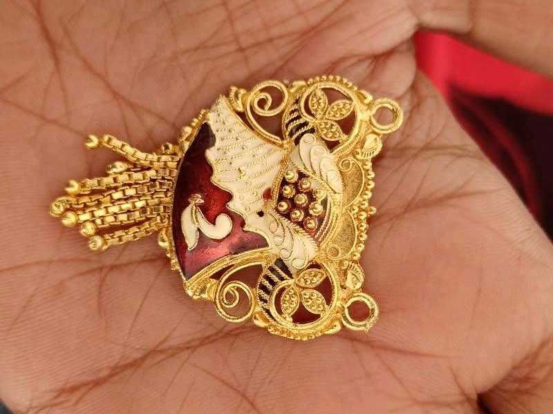 Gold Pleated Mangalsutra