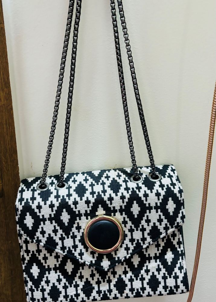Sling bag