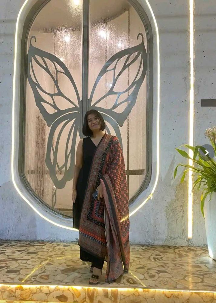 Elegant Black Kurta with Printed Dupatta