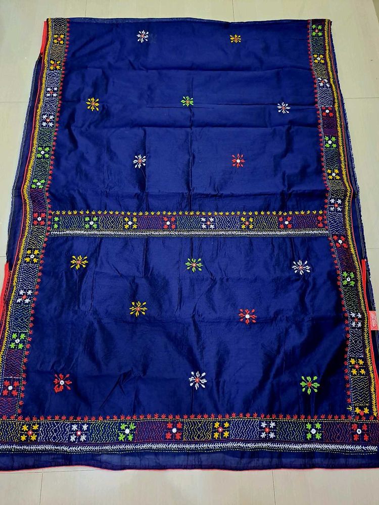 BRAND NEW HAND EMBROIDERED SAREE