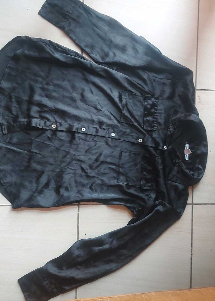 Black Long Sleeve Button-Up
