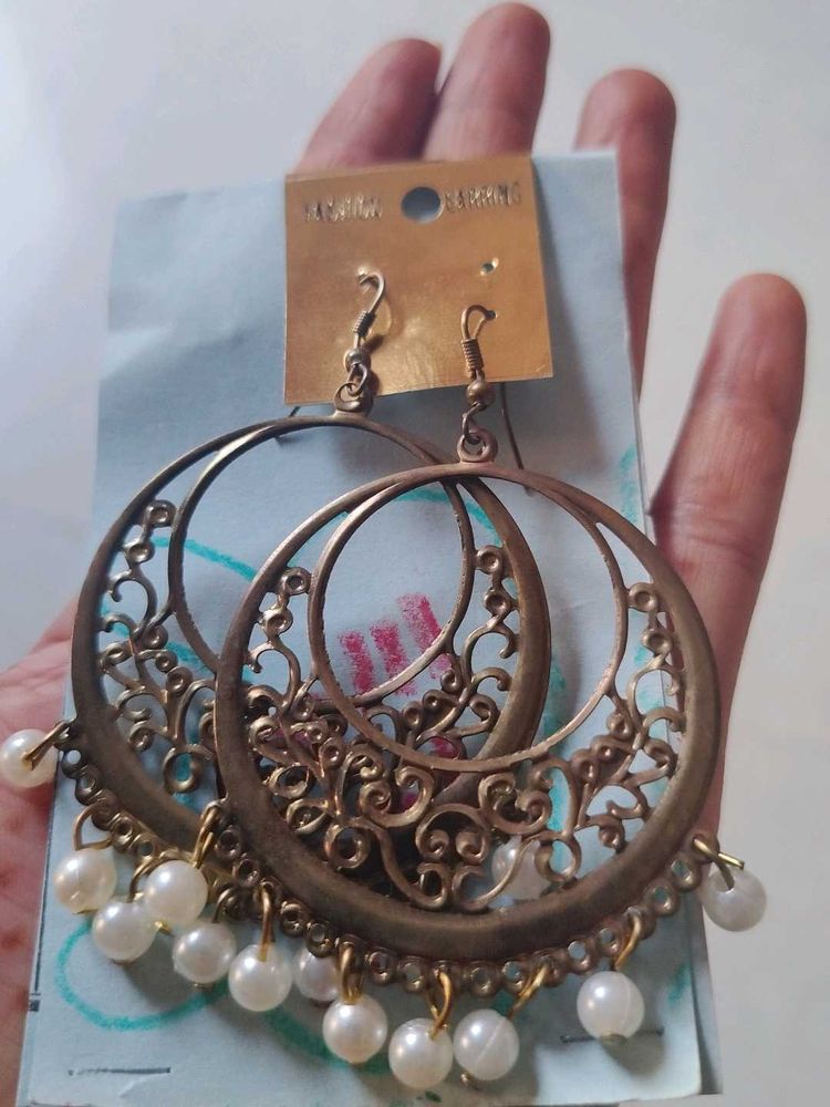 Vintage Style Hoop Earrings with Pearls