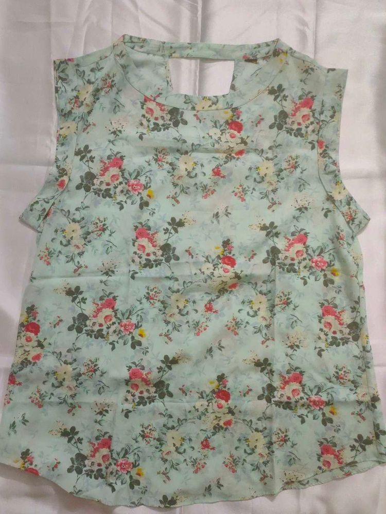 Chic Floral Sleeveless Top
