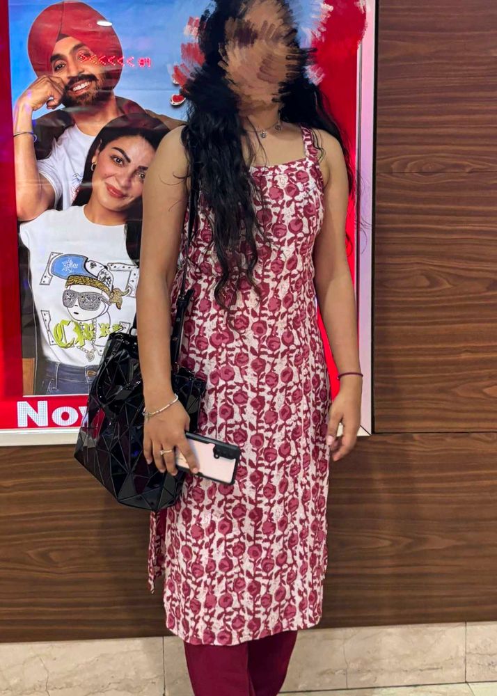 Floral Print Sleeveless Kurti