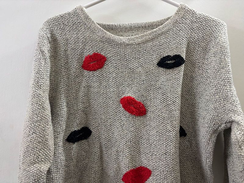 Lip Print Knit Sweater