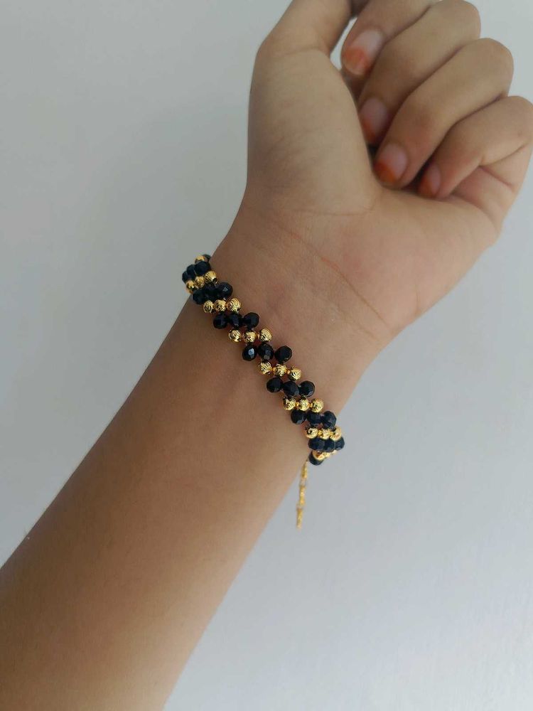 Elegant Black &amp; Gold Beaded Bracelet