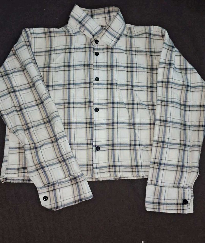 Classic Plaid Cropped Shirt