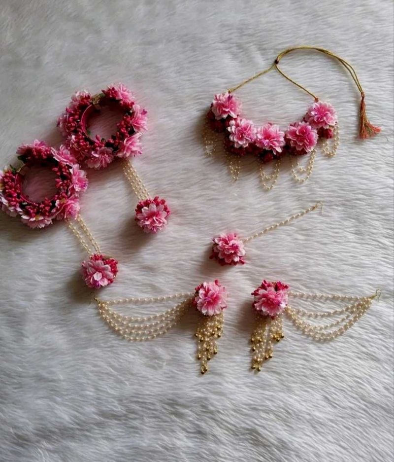 Baby Pink Floral Jewellery Set for Women