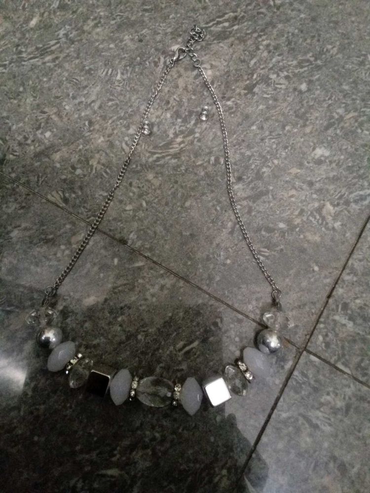 Chunky Beaded Statement Necklace with tops