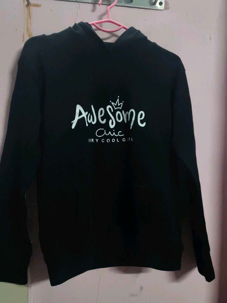 Black Hoodie "Awesome Chic"