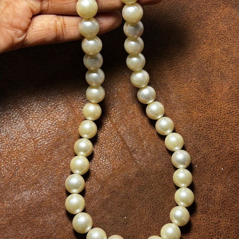 🧜🏻‍♀️Classic Faux Pearl Necklace♥️