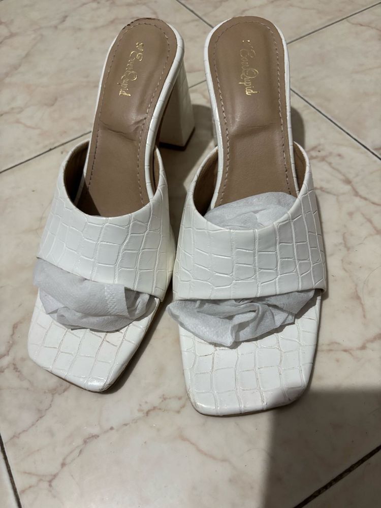 White Heels - UK 5 (3.5 Inches Height)