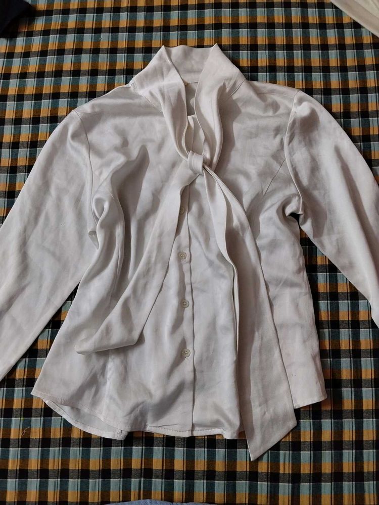 Elegant White Bow shirt