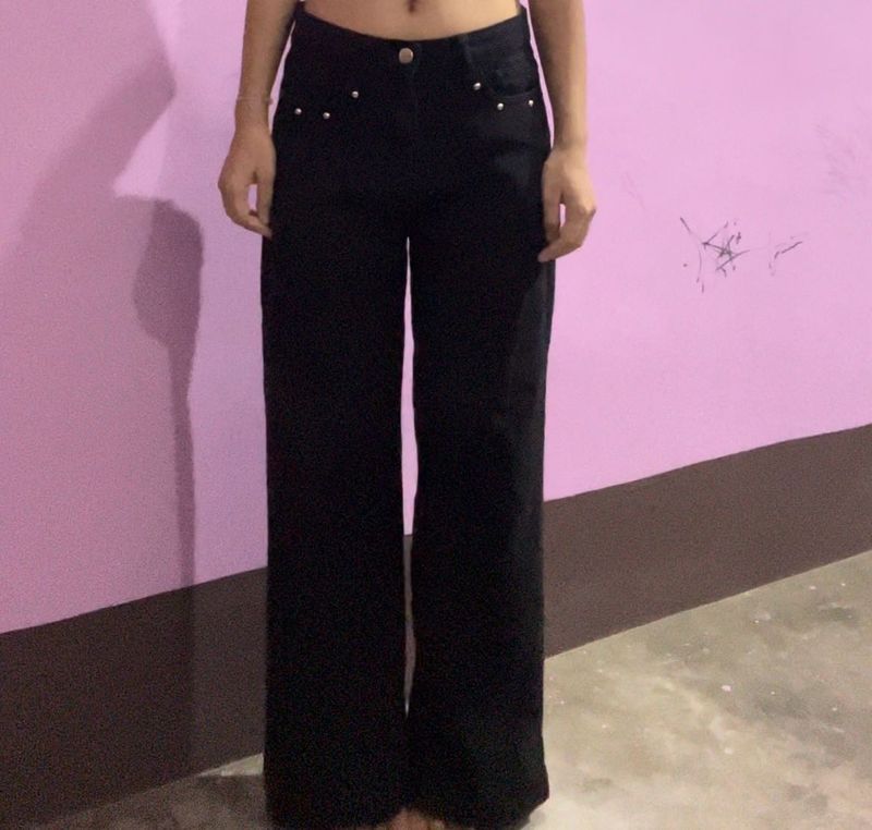 (studded)Black Wide Leg Jeans