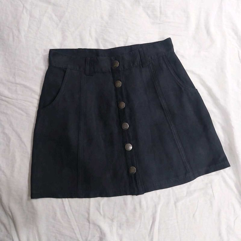 *Authentic* FIRETRAP Black Button-Front Skirt