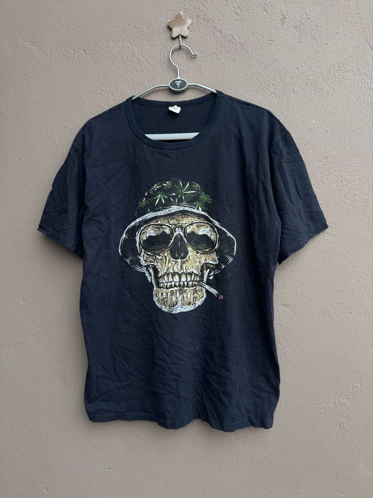 Cool Skull Graphic T-Shirt