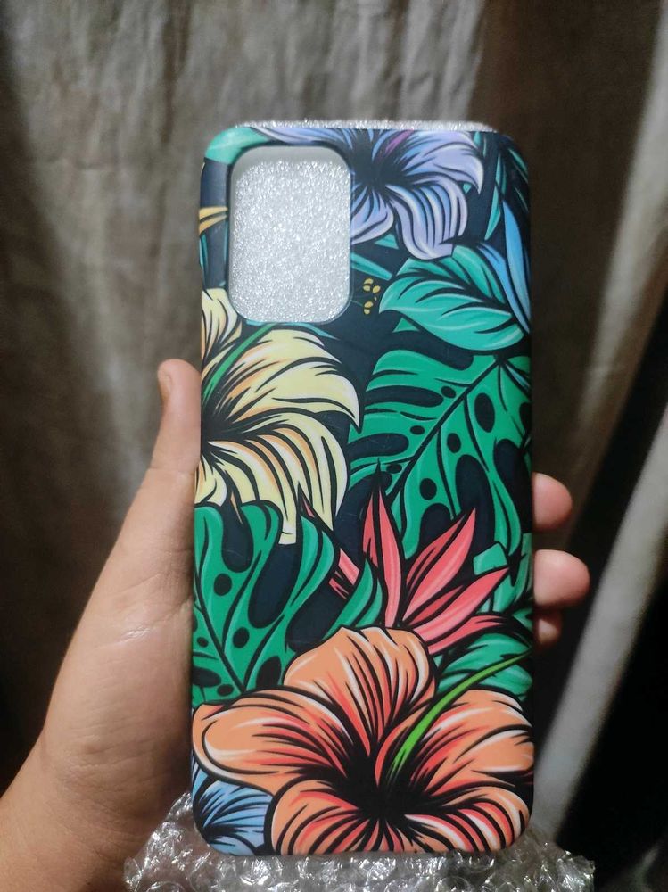 Redmi Note 10 Vibrant Tropical Floral Phone Case