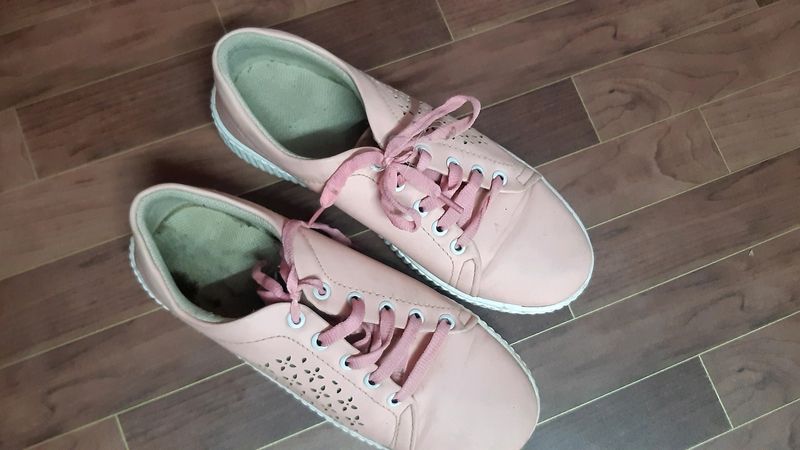 Casual Shoes