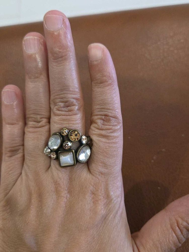 Statement Ring with Mixed Gems