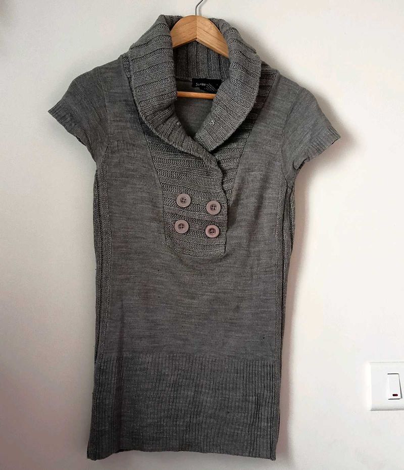 Gray Short Sleeve Sweater Top