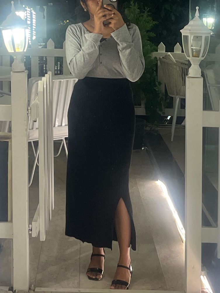 Black skirt