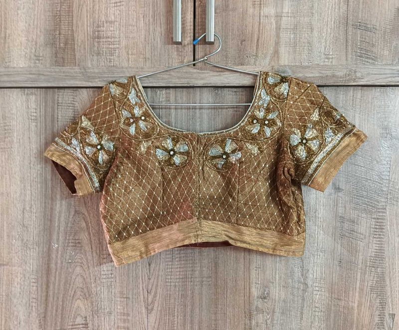 GOLDEN BROWN EMBROIDERY BLOUSE