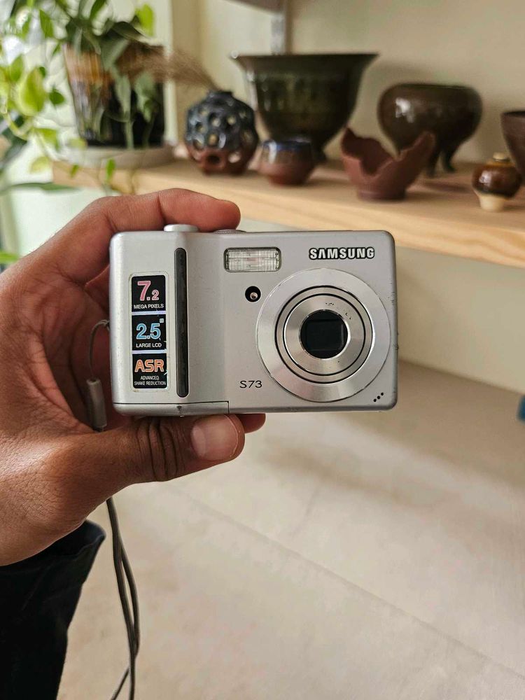 Samsung S73 Digital Camera