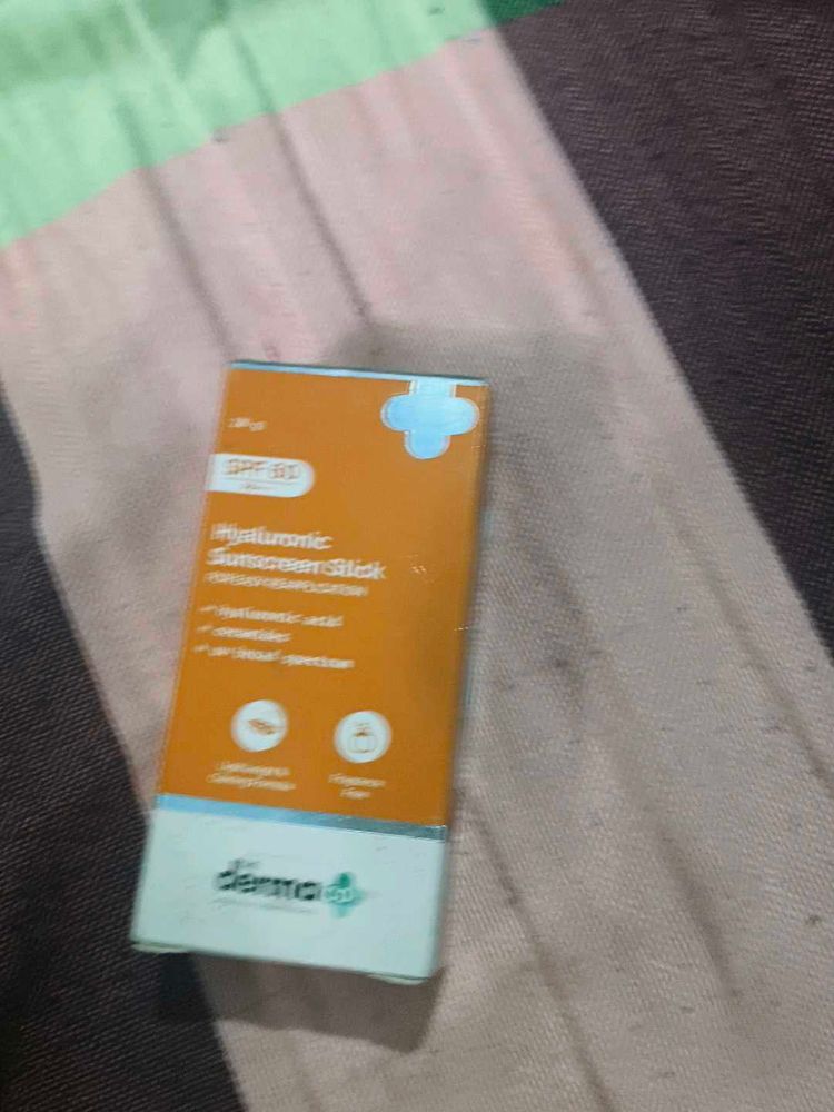 Derma Hyaluronic Sunscreen Stick SPF 50
