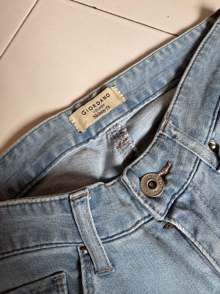 Giordano Jeans