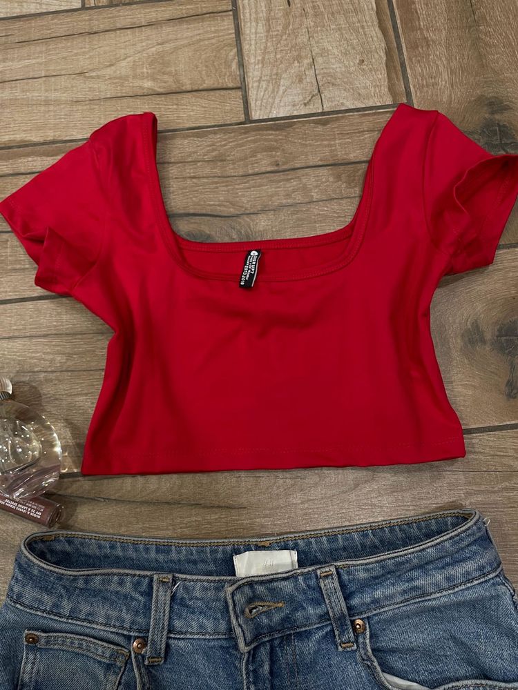 Red Square Neck Crop Top