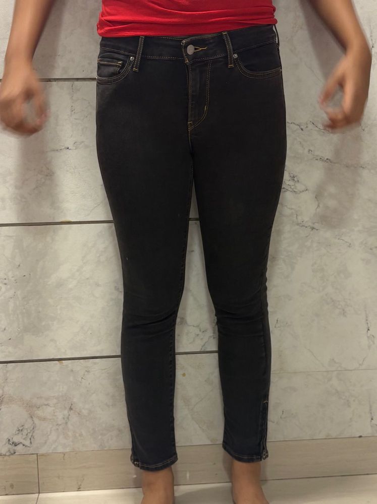 Classic Dark Wash Skinny Jeans