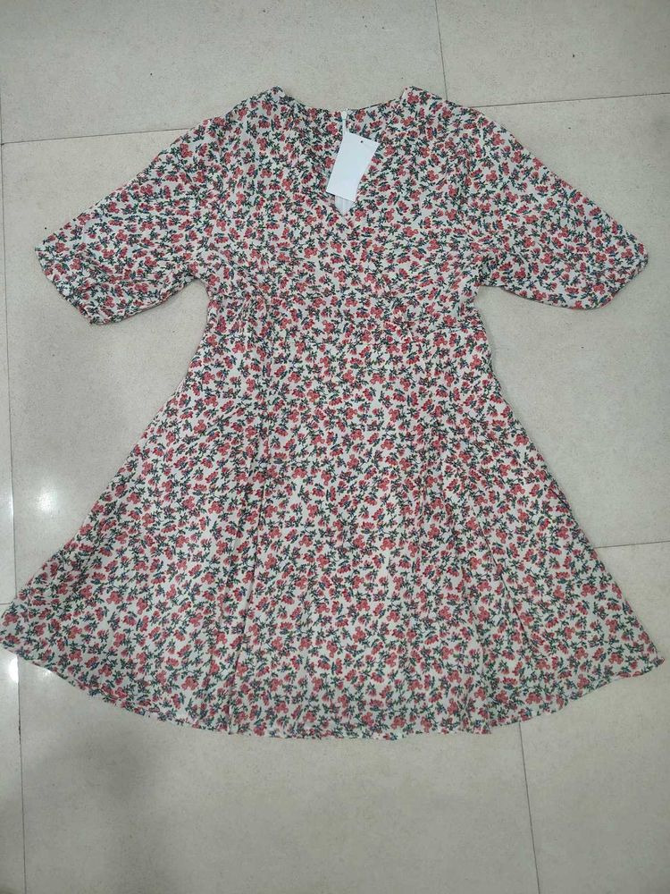 Puff Sleeve Floral Dress❤️❤️❤️