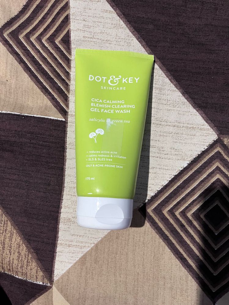 Dot And Key Cica Calming Face Wash