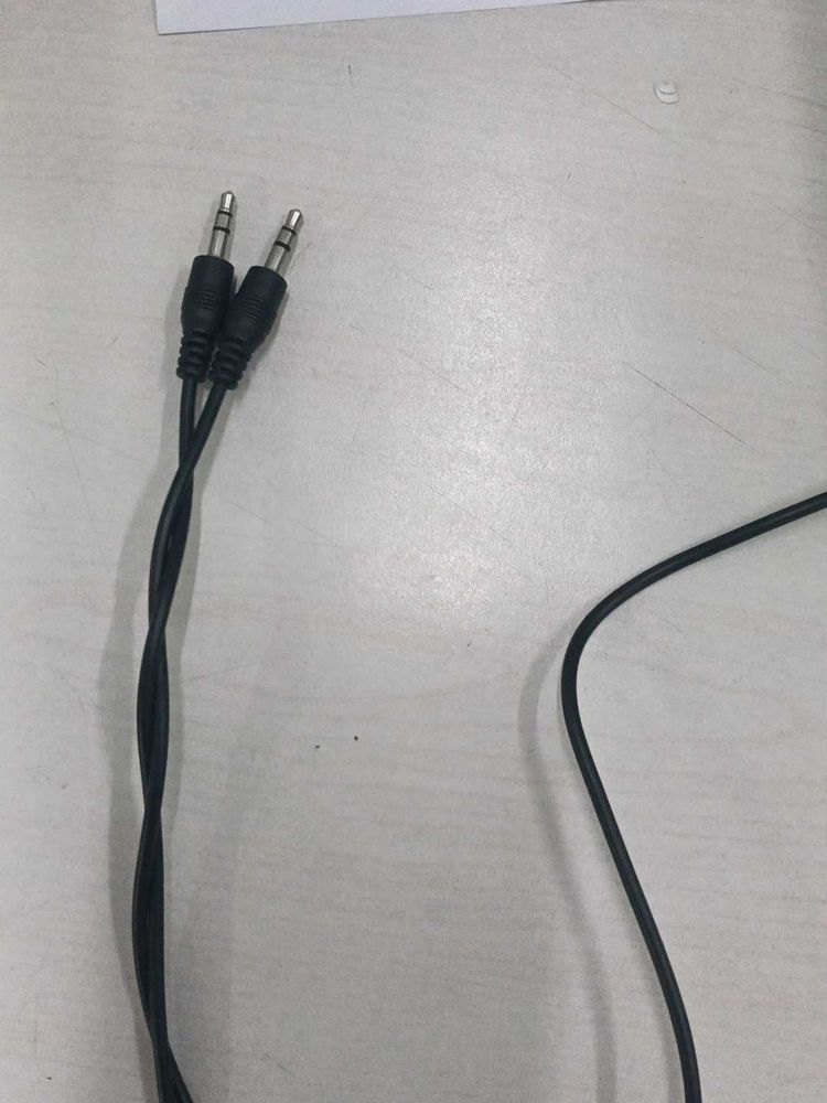 Aux Cable - Audio Connection