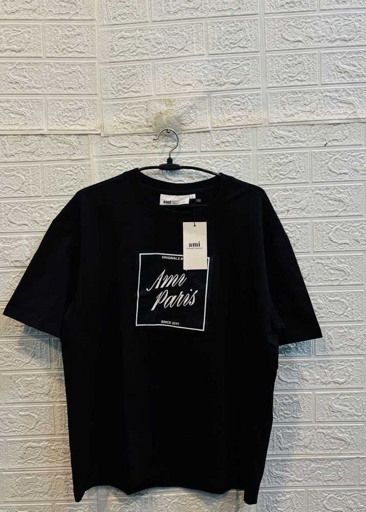 🇫🇷 AMI Paris imported T-Shirt