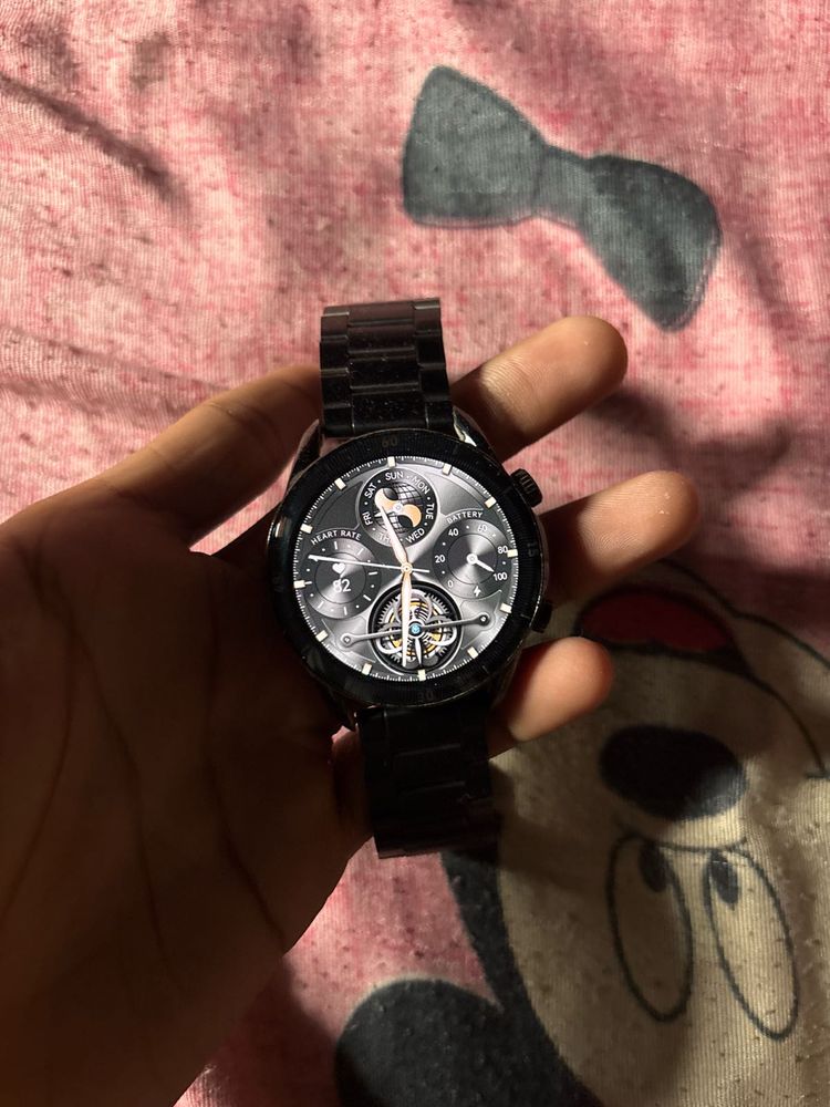 Stylish Smartwatch for Everyday Wear