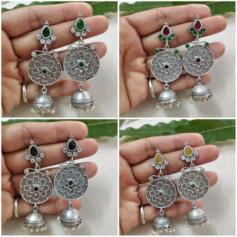Pretty Earring Are Here In STOCK 👌